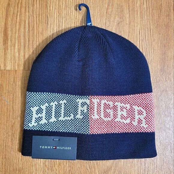 Tommy Hilfiger Navy Flag Beanie Hat Unisex Red White New Knit One Size Fleece - Picture 1 of 6